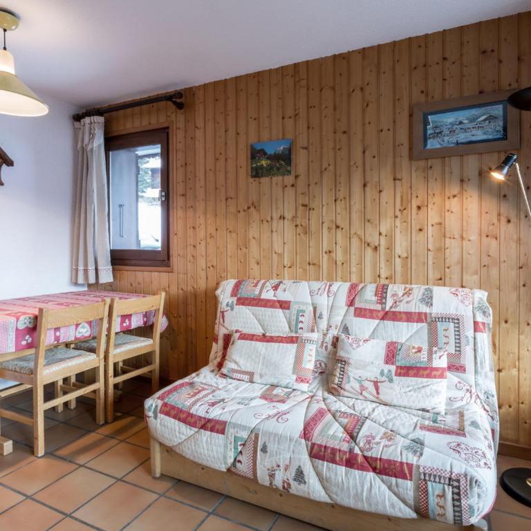 Studio sud, proche pistes / commerces, animaux admis, garage - FR-1-304-81 - Appartement (4 Adultes) - 8
