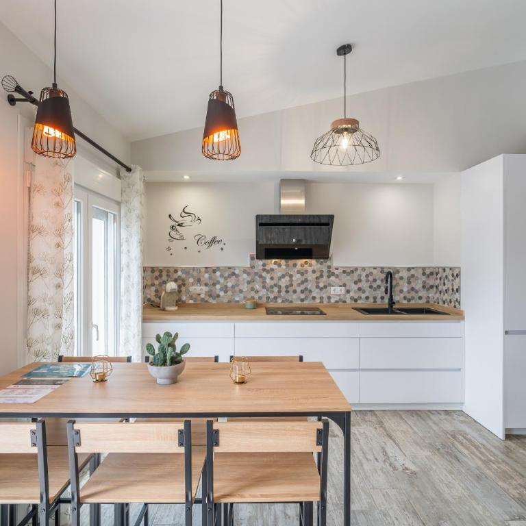 Cubo's La Brisa del Valle Rural House - Vacation Home - 13