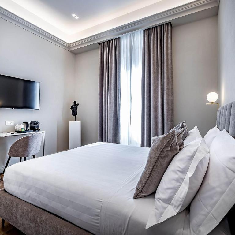 Hotel Emma Small Luxury Hotel - Superior Double Room - Separate Building - 800 mt - 7