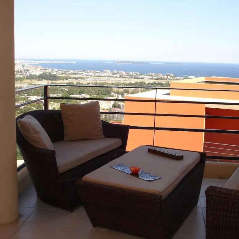 Apartment - Sleeps 4 - Parking - Pool - Sea Views - Appartement - 5