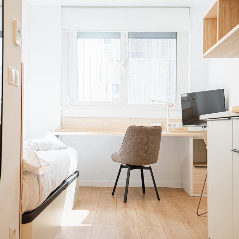 VIBE Stay Granada - Large Single Room - 2