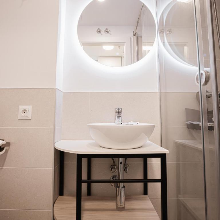 VIBE Stay Granada - Standard Single Room - 10