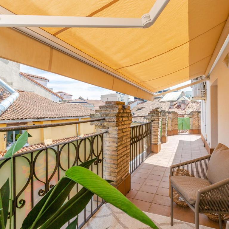 El Pañuelico de Estafeta- ático con terraza by Clabao - Apartamento Superior con vistas a la ciudad - 33