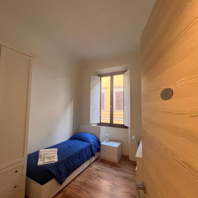 Casa Per Ferie DEGLI ANGIOLINI - Family Room with Private Bathroom - 5