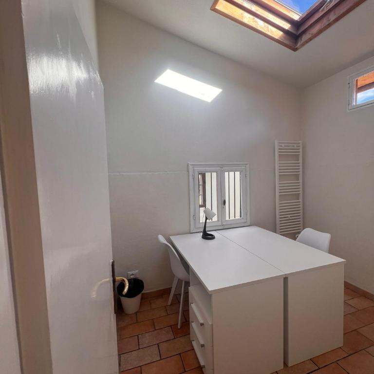 Casa Per Ferie DEGLI ANGIOLINI - Family Room with Private Bathroom - 3