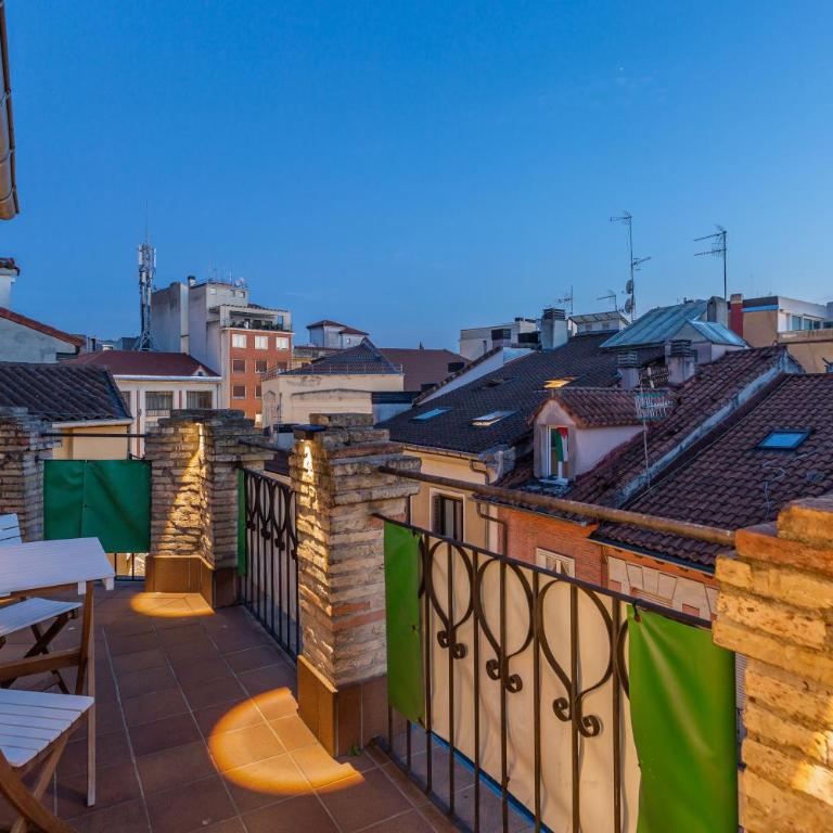 El Pañuelico de Estafeta- ático con terraza by Clabao - Apartamento Superior con vistas a la ciudad - 25