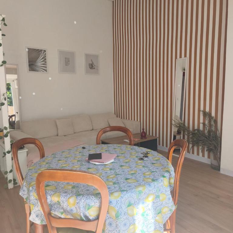 Chez Elodie - Appartamento con 2 Camere da Letto - 16