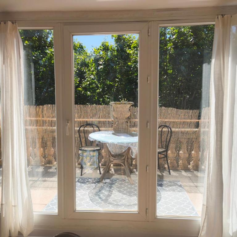 Chez Elodie - Appartamento con 2 Camere da Letto - 15