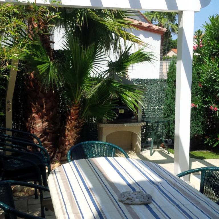 La maison de Virginie 6 a 12 personnes -300 m de la plage- vélos a disposition - Villa avec Piscine Privée - 62