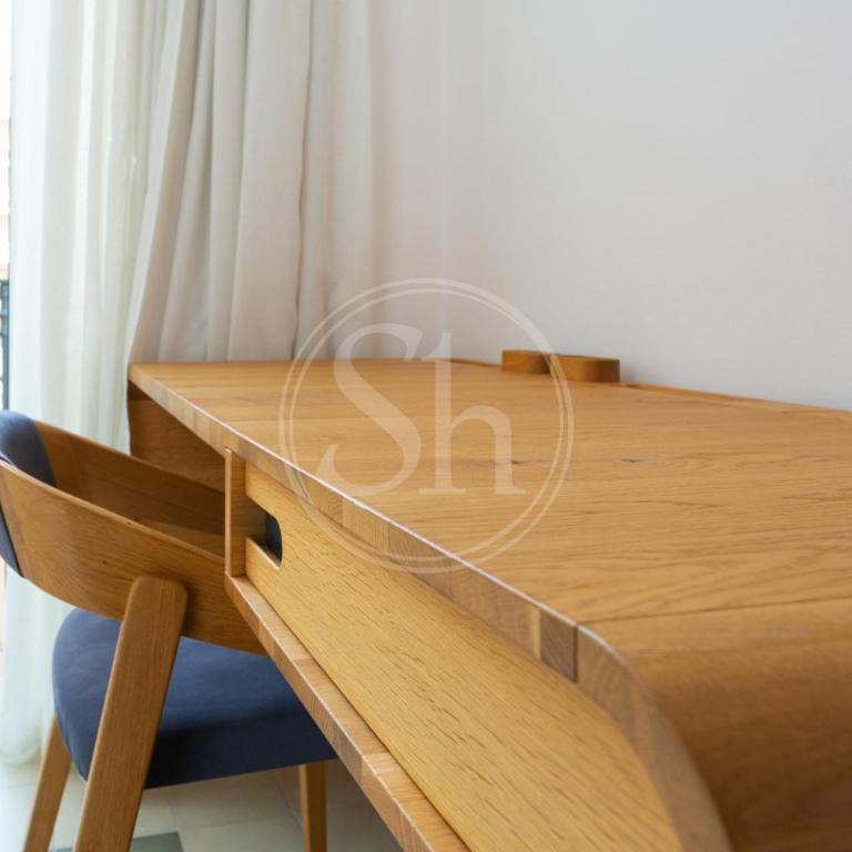 Moderno y espacioso apartamento en Calle Mallorca - Three-Bedroom Apartment - 23
