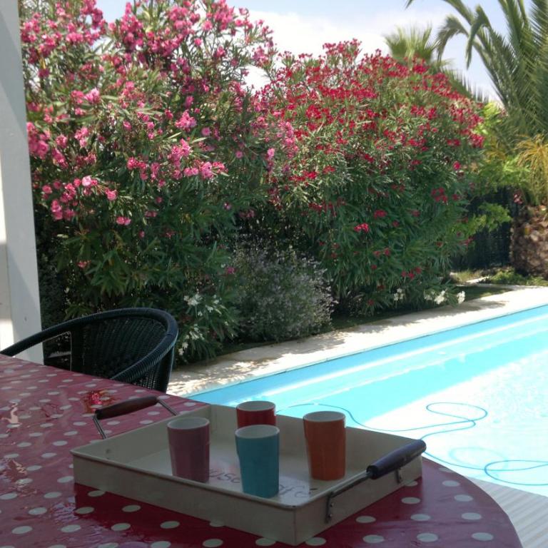 La maison de Virginie 6 a 12 personnes -300 m de la plage- vélos a disposition - Villa avec Piscine Privée - 64
