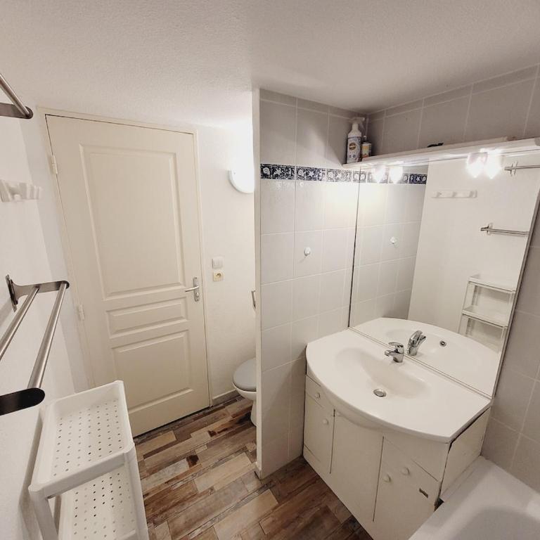 Villa pour 6 - Piscine commune - WIFI - Climatisation - Villa 3 Chambres - 3