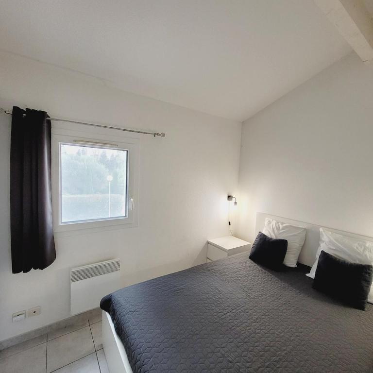 Villa pour 6 - Piscine commune - WIFI - Climatisation - Villa 3 Chambres - 6