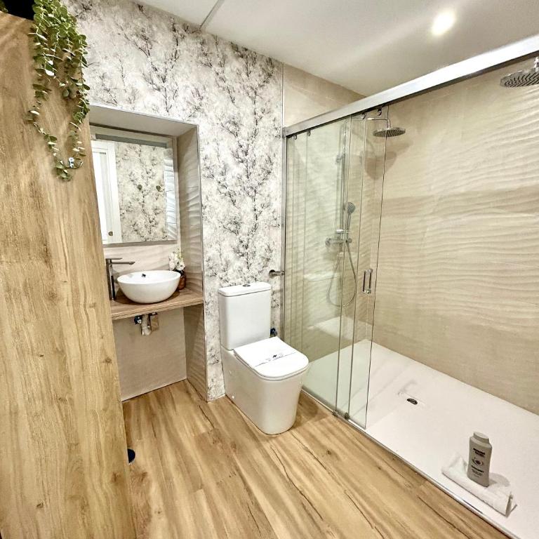 GATU Apartartamentos Latitud Puerto Centro - Two-Bedroom Apartment - 6