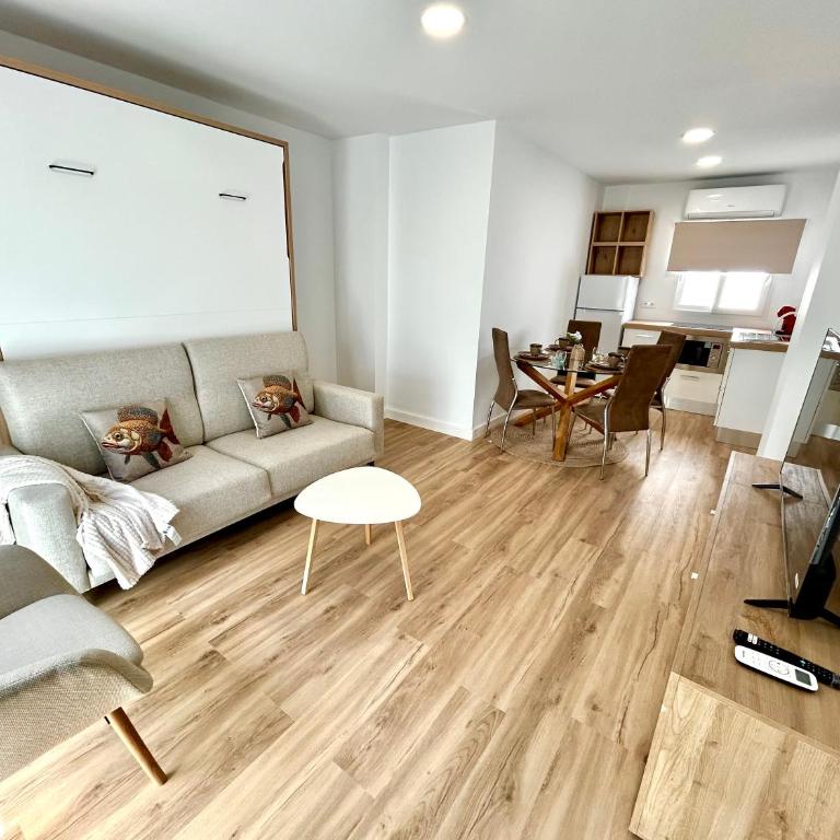 GATU Apartartamentos Latitud Puerto Centro - Apartment with Balcony - 8