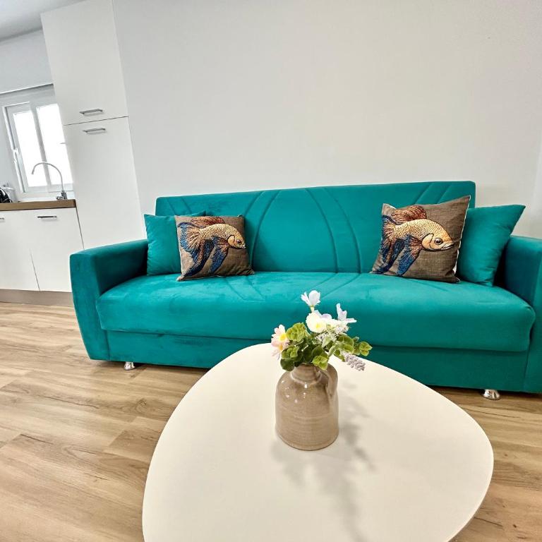 GATU Apartartamentos Latitud Puerto Centro - Standard Triple Studio - 7