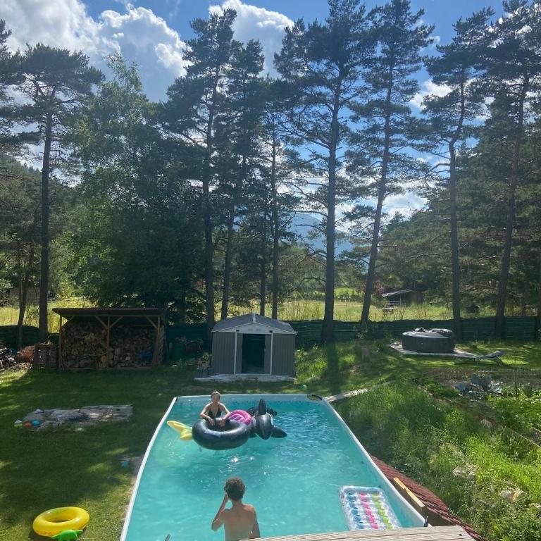 Chalet for 10 with the forest - Chalet - 5