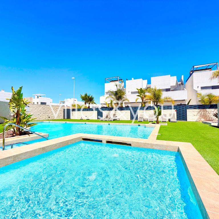 Villa Marabu Lagoon Private Jacuzzi by Villas&You - Villa Deluxe - 1