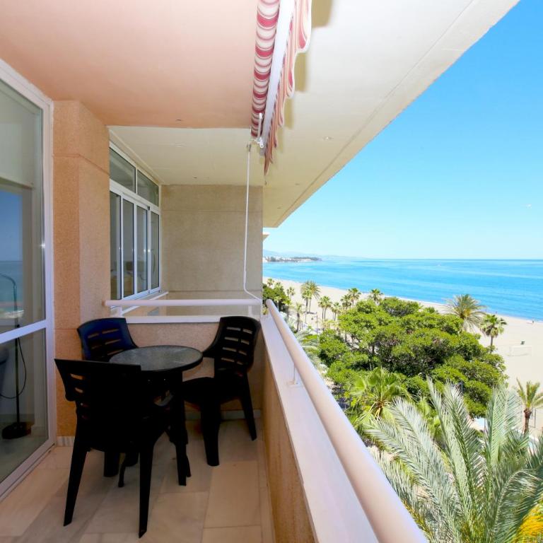 Estepona Town Apartment PANORAMA - Apartamento con 4 dormitorios - 1