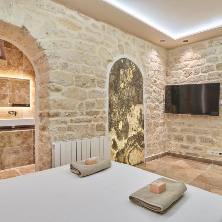 Rent a Room - Residence Meslay - Appartement 3 Chambres - 4