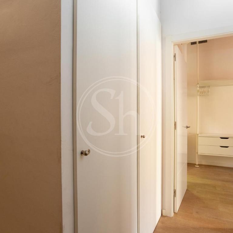 City center Plaza Cataluña apartment - Three-Bedroom Apartment - 5