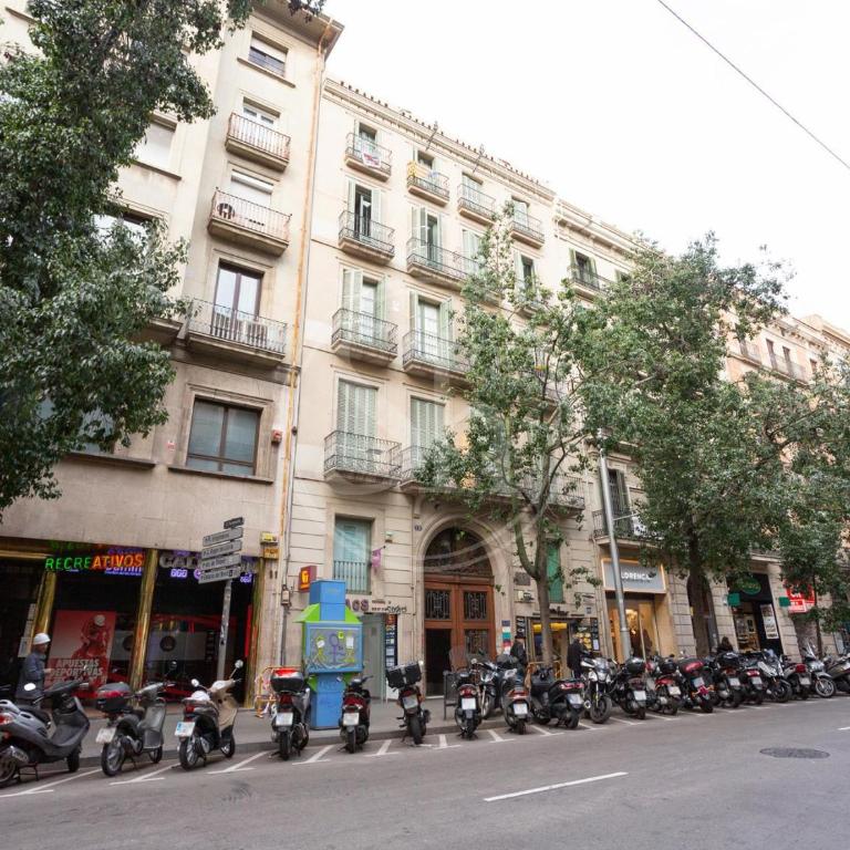 City center Plaza Cataluña apartment - Three-Bedroom Apartment - 32