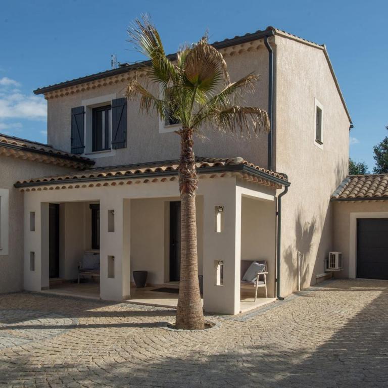 Maison Alba Elegant Home with pool - Casa - 4