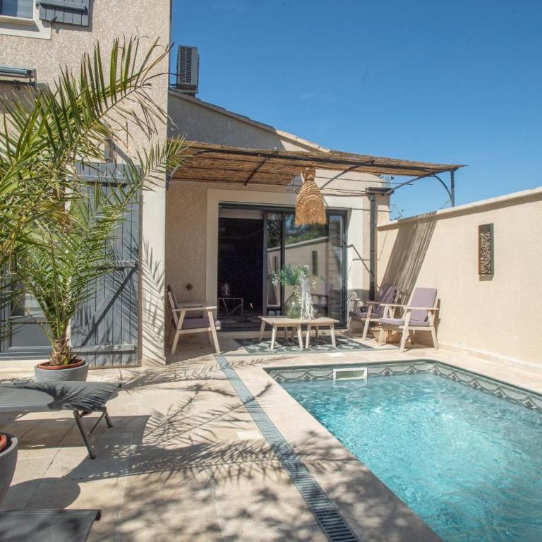 Maison Alba Elegant Home with pool - Casa - 38