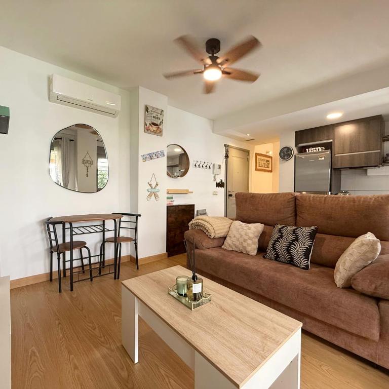 Sol de la Mota - Malaga Centro Stay - Apartamento Dúplex - 16