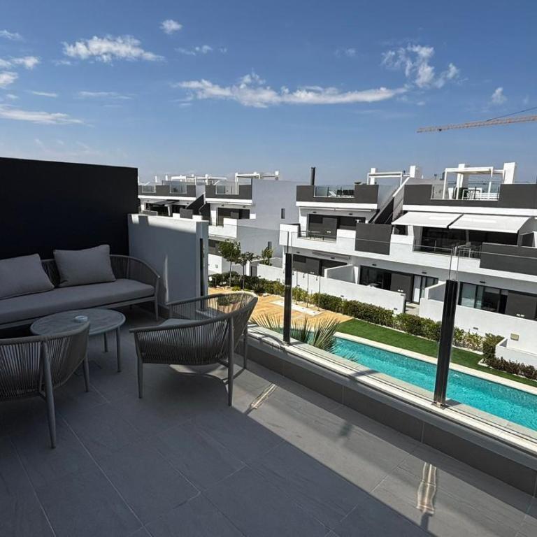 Apartamento BR2 Los Balcones Torrevieja - Apartment with Pool View - 7