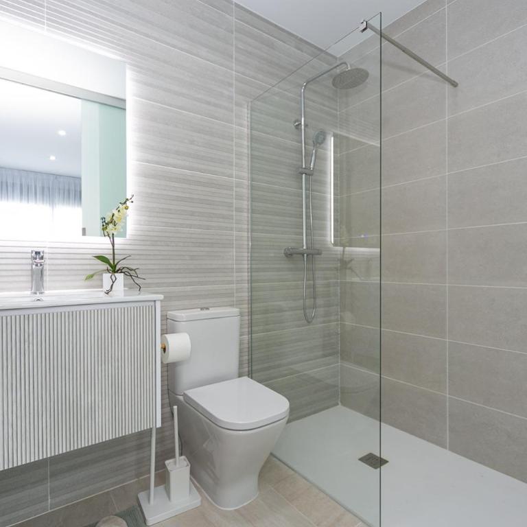 Apartamento BR2 Los Balcones Torrevieja - Apartment with Pool View - 20