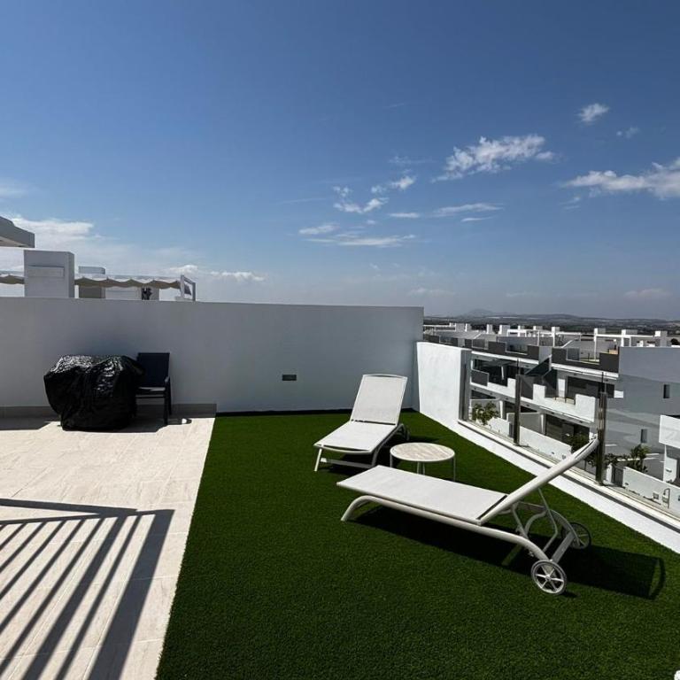 Apartamento BR2 Los Balcones Torrevieja - Apartment with Pool View - 23