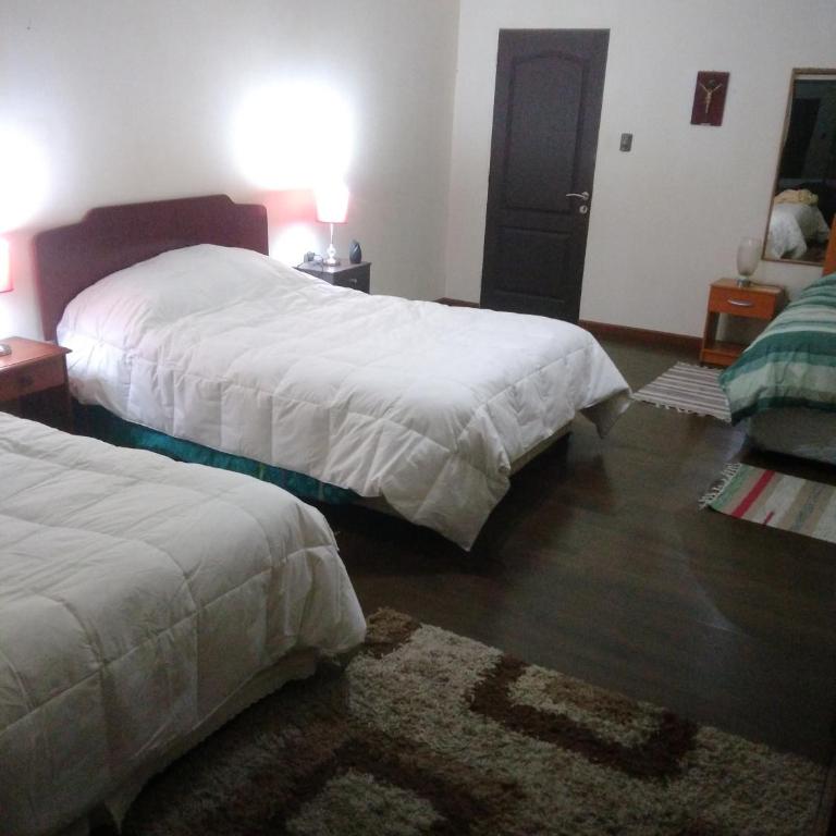 Hostal Umantun - Family Room with Private Bathroom - 4