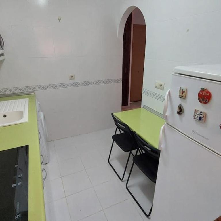 Adosado con salida directa a la playa de las Marinas - Apartamento de 2 dormitorios con vistas parciales al océano - 25