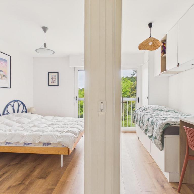300m de la plage, balcon, parking, séjour à 3 - Appartement - 12