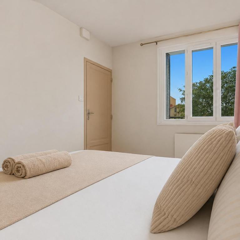 Appartement lumineux avec balcon et parking gratuit - Appartement 1 Chambre - 21