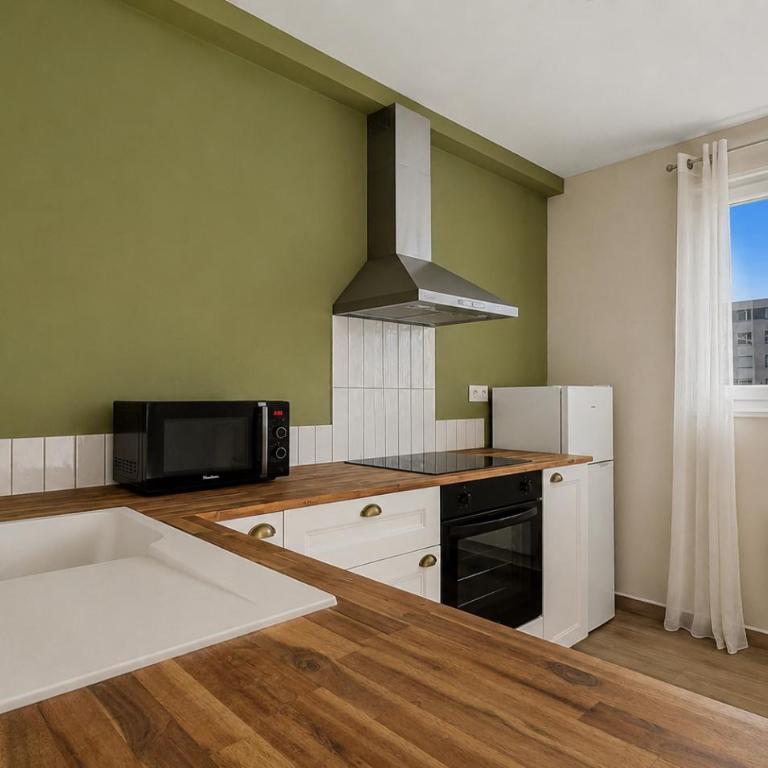 Appartement lumineux avec balcon et parking gratuit - Appartement 1 Chambre - 15