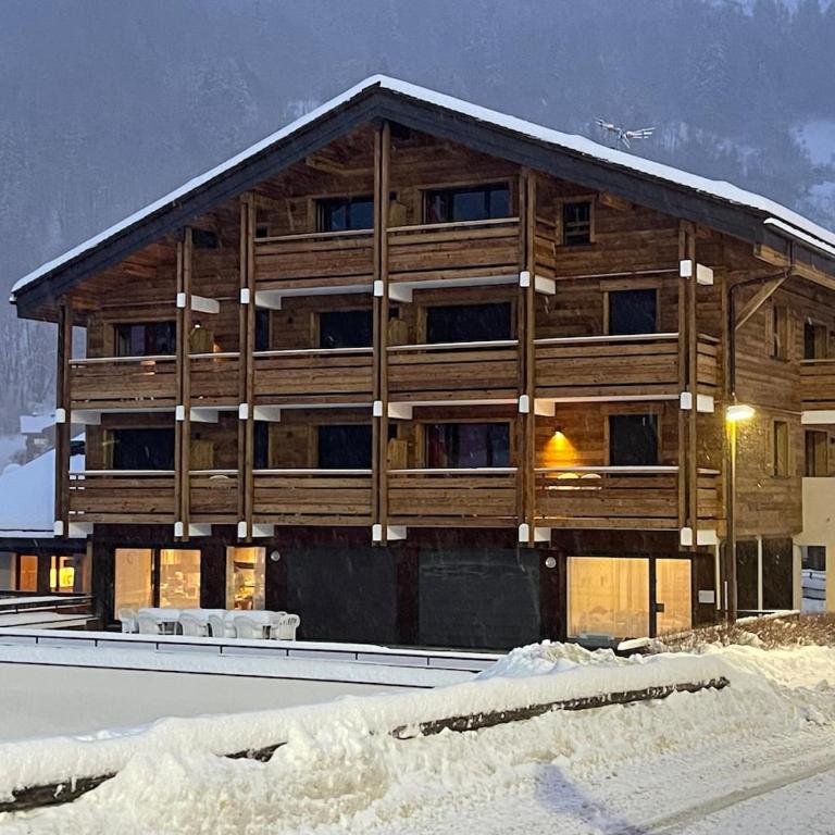 11 Appartements LE CHALET DU PLESSIS de 2 à 10 personnes au cœur du village - Appartement 4 Chambres - 2