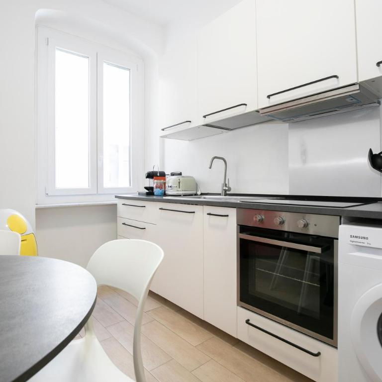H2ome Lagaccio Stazione Principe, 4 camere 2 bagni, AC - Apartment - 77