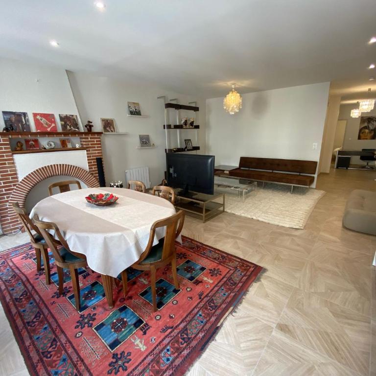 Les Chiens - Atypique T3 en Centre ville, Wifi - Apartamento de 2 dormitorios - 5