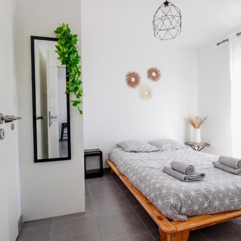 Urban Jungle Appart Terrasse Clim Parking - Appartement 3 Chambres - 17