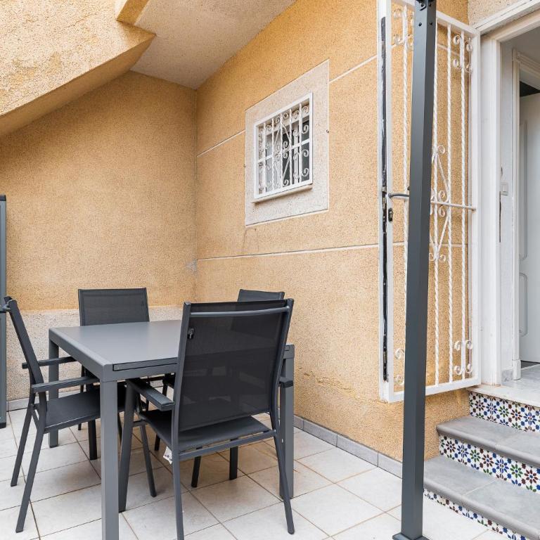 Casa Maese - Two-Bedroom Apartment - 12