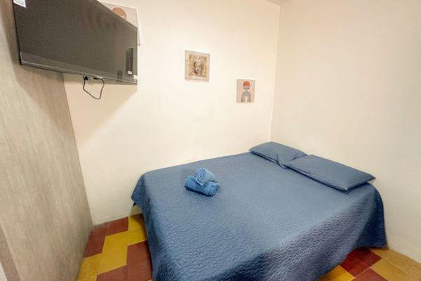Casa Encanto hotel a 2 min de Laureles - Habitación Doble con baño privado - 2