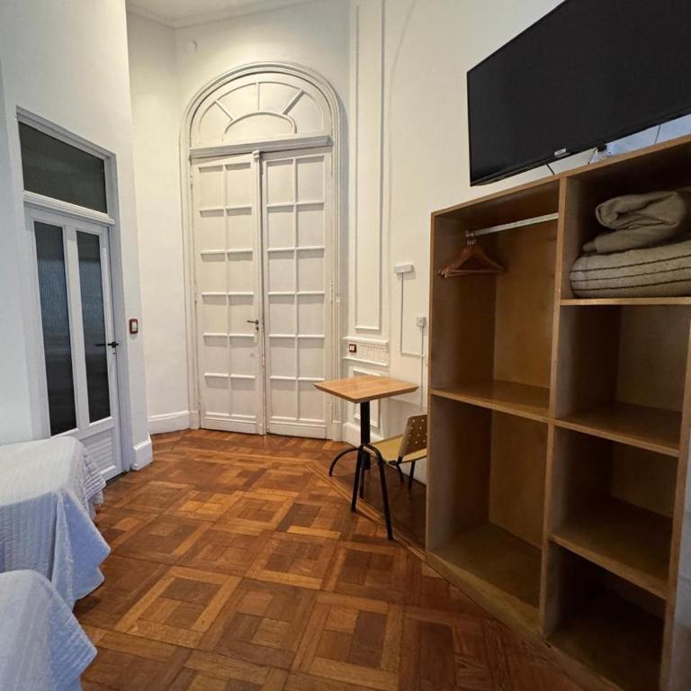 Hotel Frossard - Habitación Cuádruple con balcón - 1