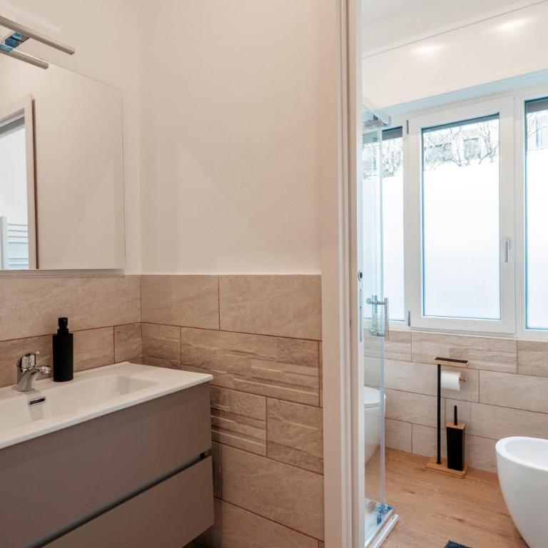 Essenza Moderna STAZIONE E CENTRO - Apartamento de 2 dormitorios - 3
