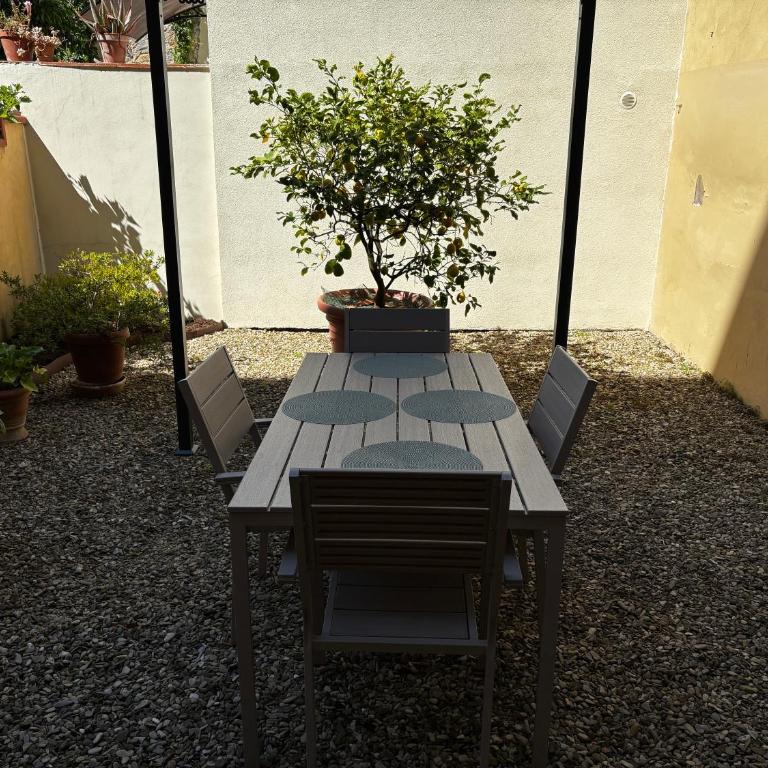 Florence Apartment With Private Garden - Da Elda e Dolfo - Appartamento con 2 Camere da Letto - 17