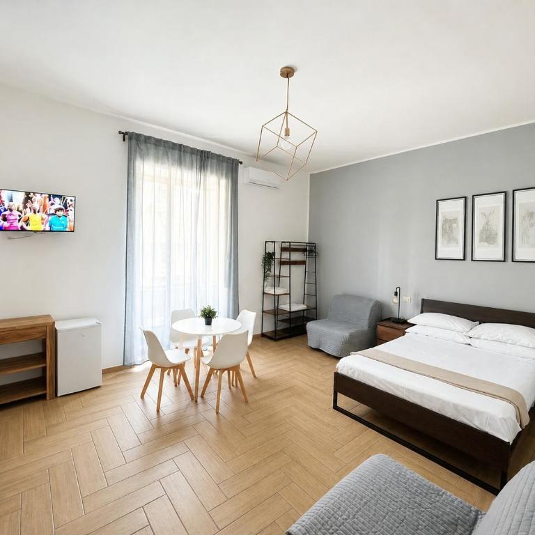 NAPOLATION B&B - Centro Storico - Camera Quadrupla Comfort - 2
