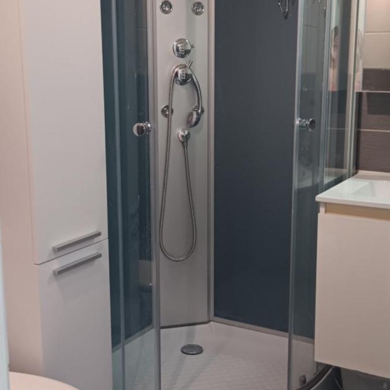 petite maison confortable pour 4 à 5 personnes - Maison 2 Chambres - 14