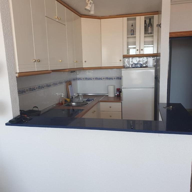 Studio with ocean view and pool in La Mata - One-Bedroom Apartment - 7