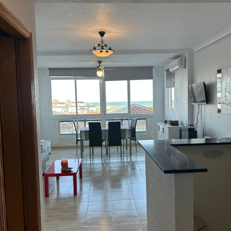 Studio with ocean view and pool in La Mata - One-Bedroom Apartment - 19